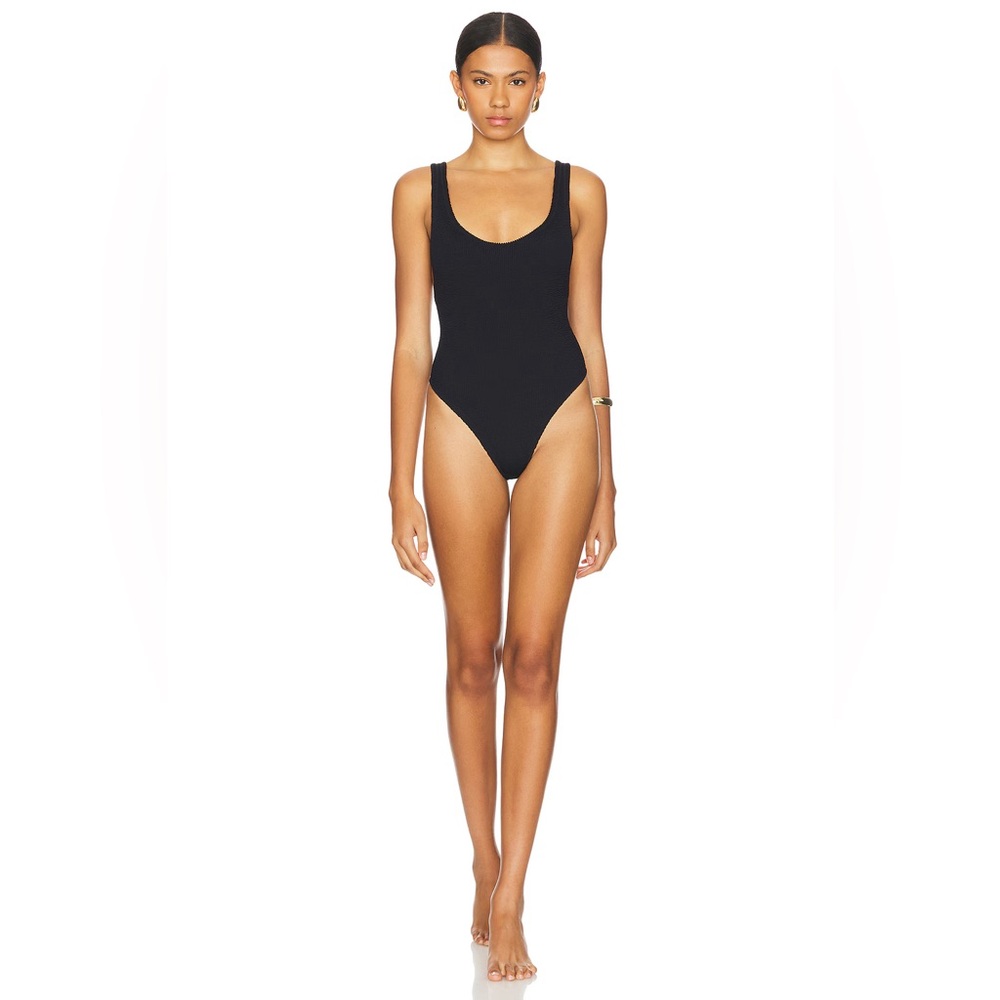Ronny Kobo x Reina Olga Ruby One Piece Sz M